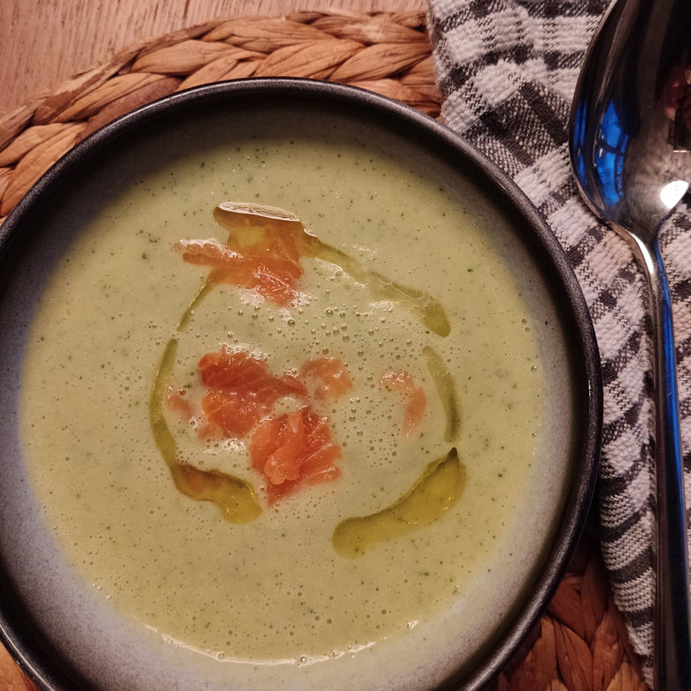 Courgette soep met zalmsnippers
